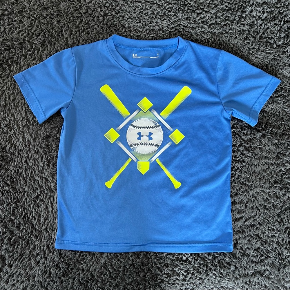 UNDER ARMOUR Boys Heatgear Shirt EUC